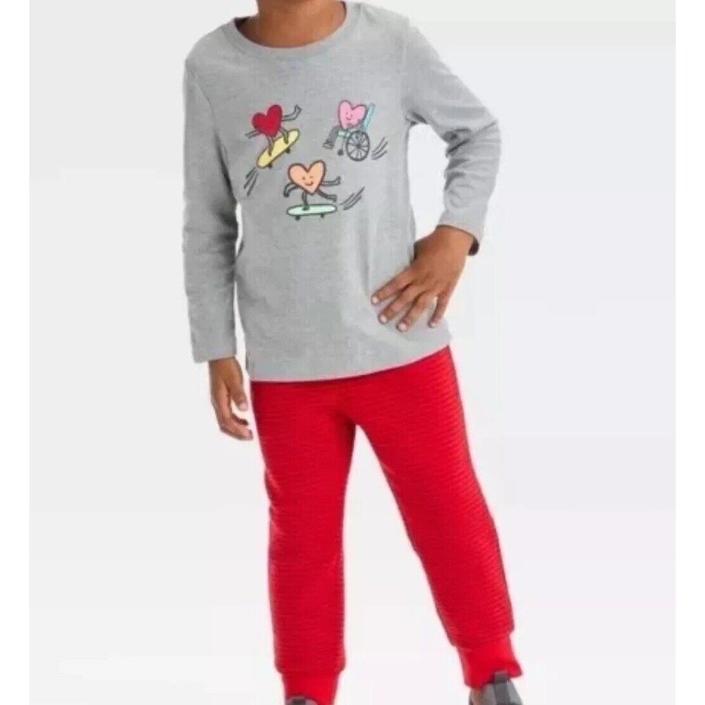 Cat & Jack Toddler Valentine Red Skate Hearts 2pc Outfit Shirt & Sweatpants NEW! - Picture 2 of 11